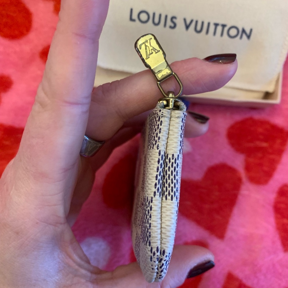 Louis Vuitton Key Pouch - Picture 7 of 14
